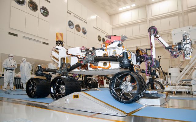 Mars Science Laboratory Curiosity rover1.jpg